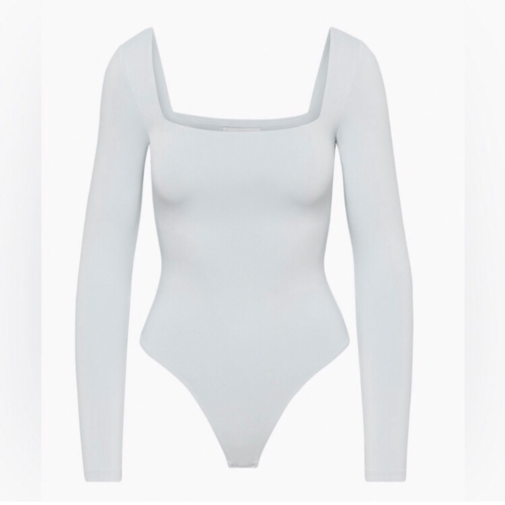 Babaton squareneck contour bodysuit xs